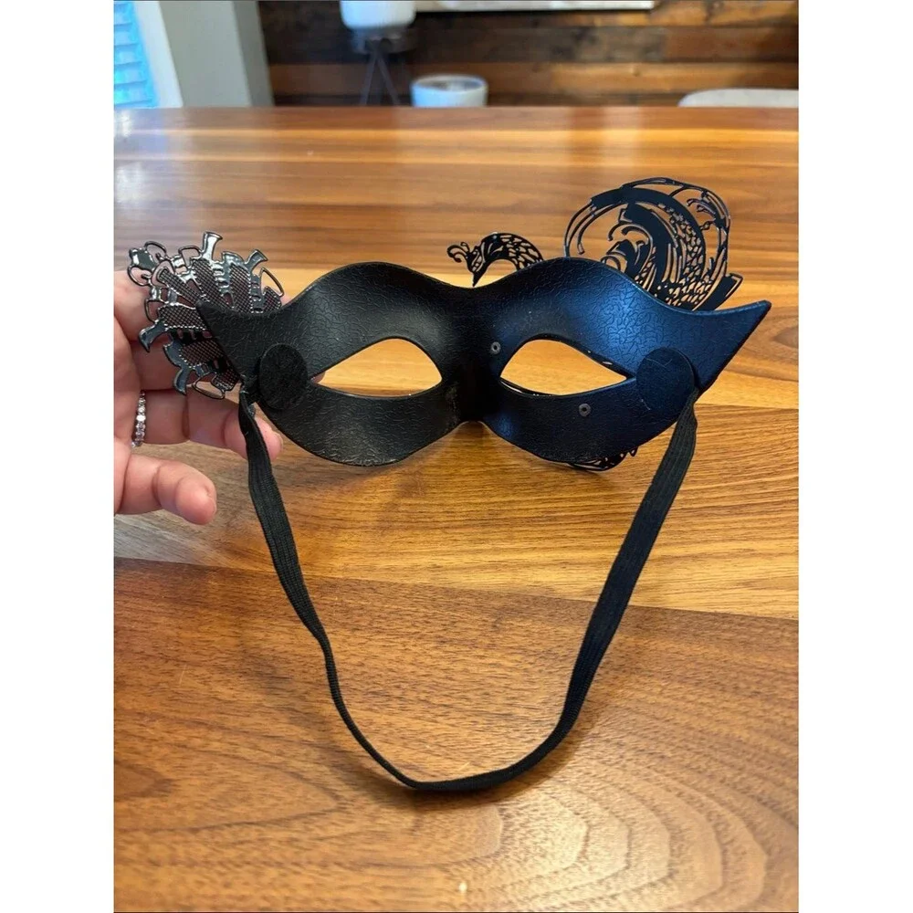 Black and Silver Masquerade Venetian Mask for Party, Prom, Mardi Gras